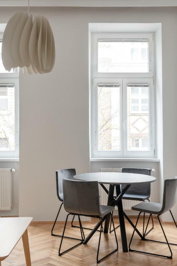 Universum Apartment 2 Wien Exterior foto